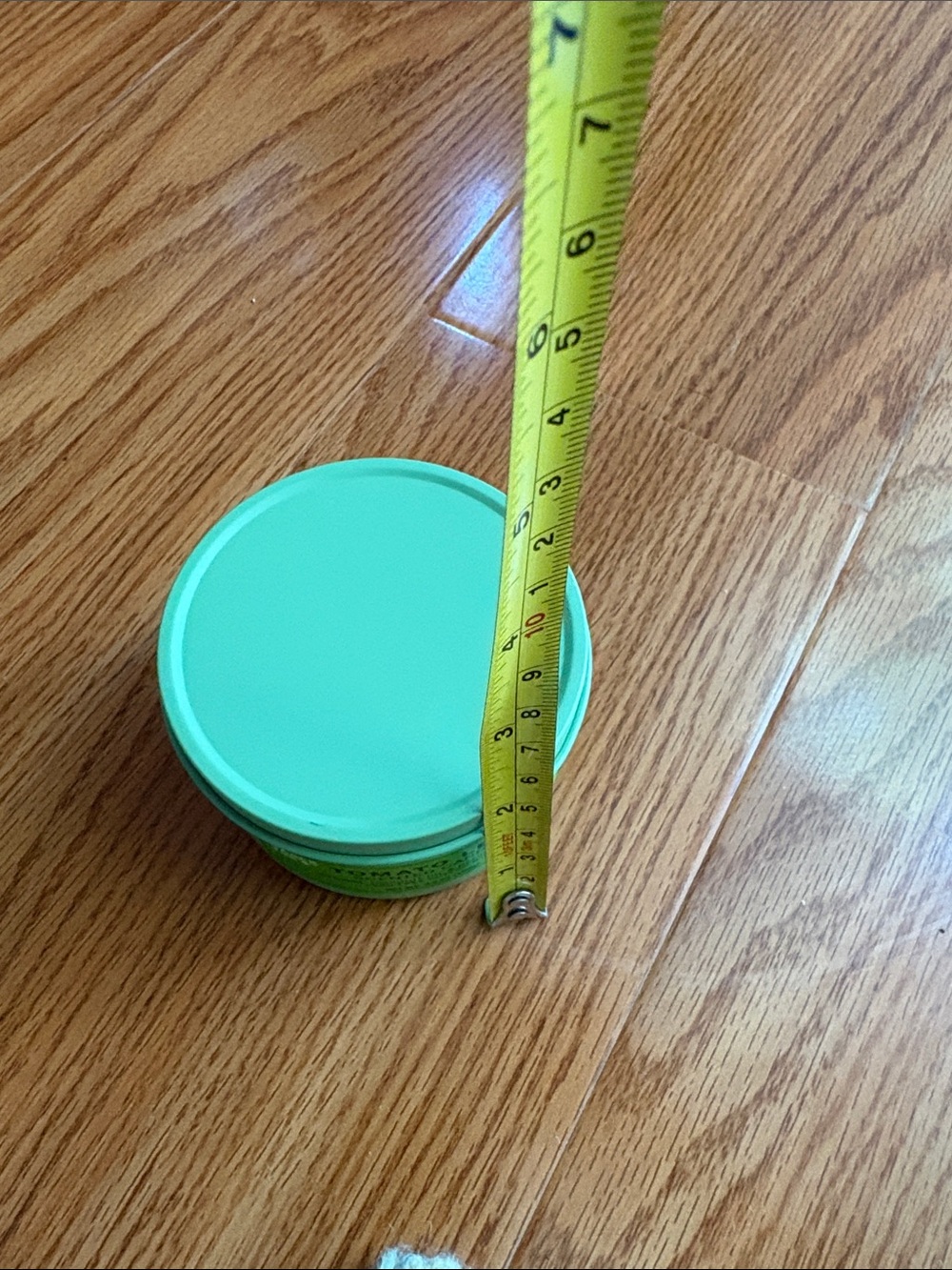 Trader Joe's Tomato Leaf Scented Candle - Green Tin - Picture 7 of 8